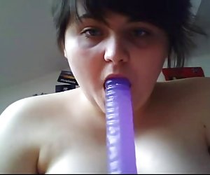 18YO CHUBBY TEEN