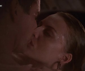Michelle Pfeiffer - Tequila Sunrise