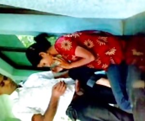 Bangladeshi Muslim girl Farzana fucking her bf secretlly