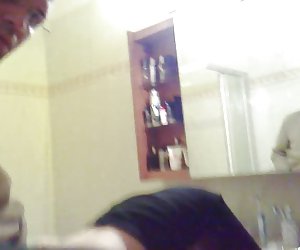 Virgin anus whit cream penetred !!!