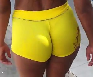 MINHA VIZINHA SAFADA