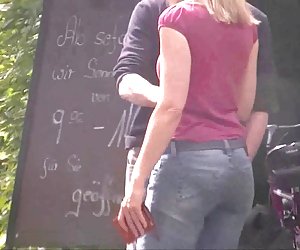 asses from the street