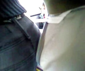 Big Ass on the Bus Encoxando rabuda