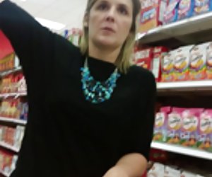 hot 40s MILF talking target