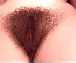 The dream : hairy women 4