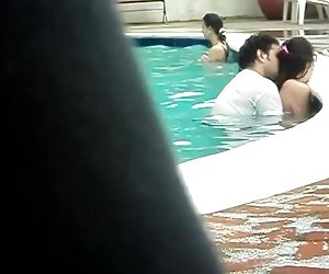 Colombian Couple Fucking Into The Pool