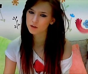 Gorgeous amateur facebook babe anal on webcam