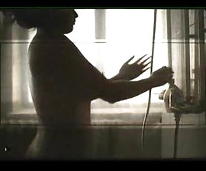 Anfisa Chekhova caught in shower