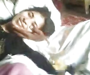 Amateur Arab Wife Cock Slapped
