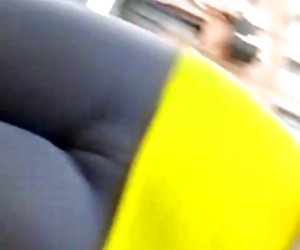 CAMELTOE SEXY GIRL