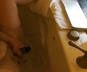 Sweet Wife Cums On Web Chat Apr 5, 2014  B - Hotel Jacuzzi