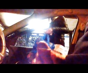 Car Flash blonde bitch gets scared when i cum
