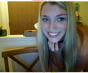 MelissaM36H nude pizza