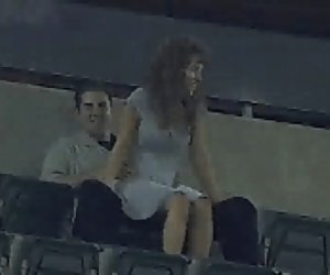 Sex in the stadium L7