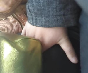 grope woman's leg on bus(part2)